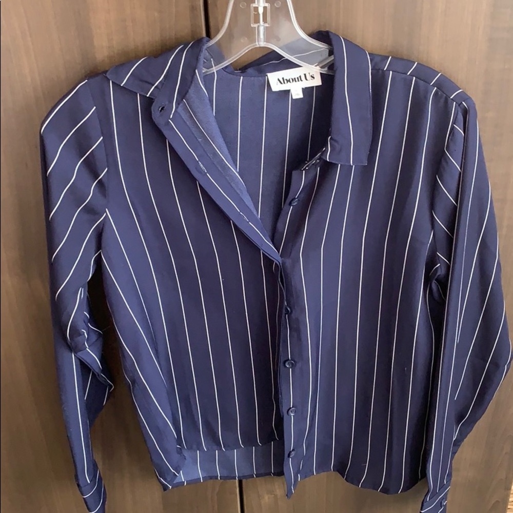 NWOT About Us blouse